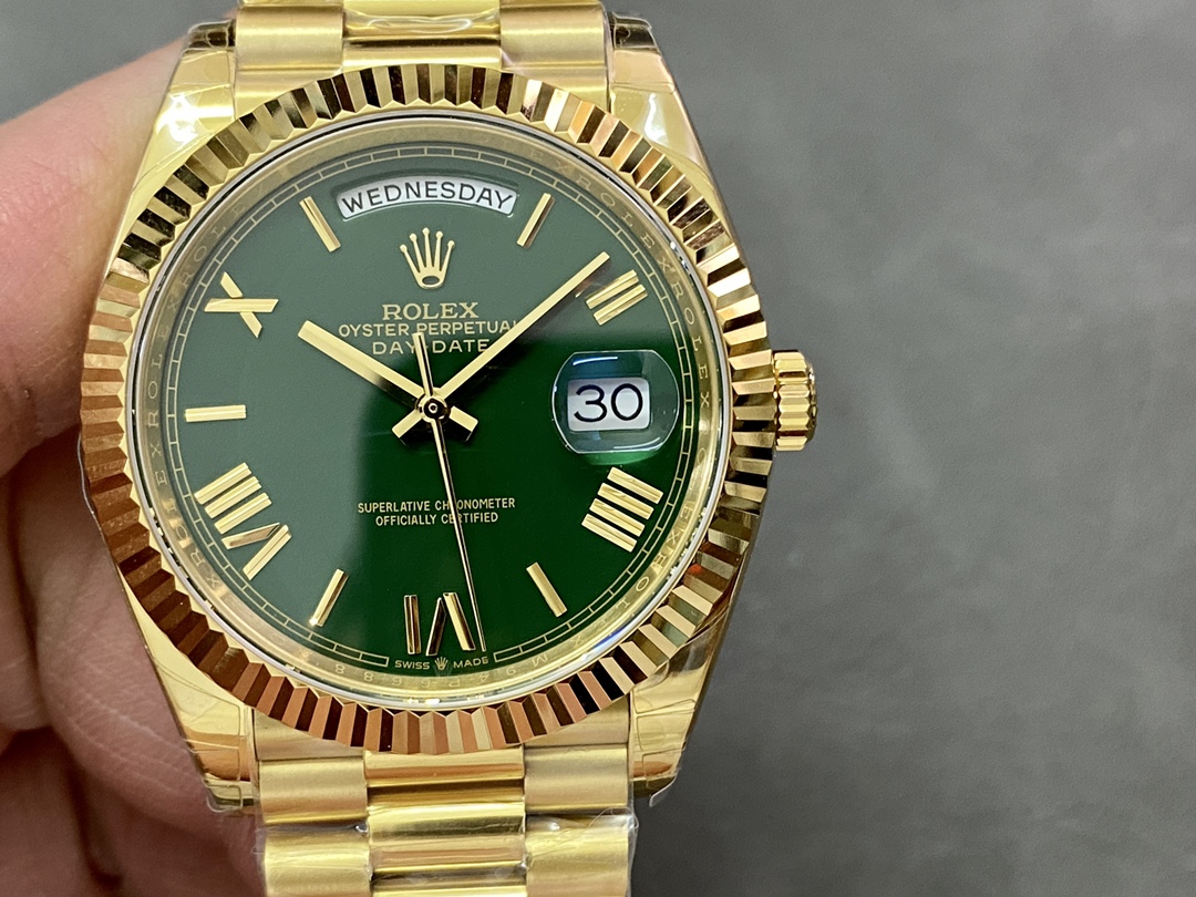 Rolex Day Date 40 President 228238 0061